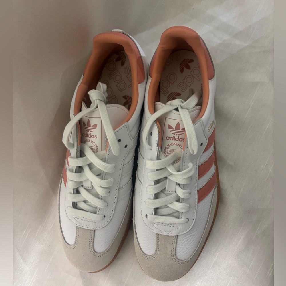 Adidas White and Coral Sambas - Picture 2 of 4